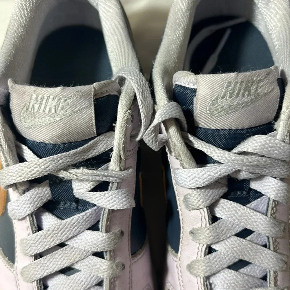 Nike Dunk Low SE Thunder Blue/Copper Swoosh (GS) Size 4Y Style DX1663 400 A4